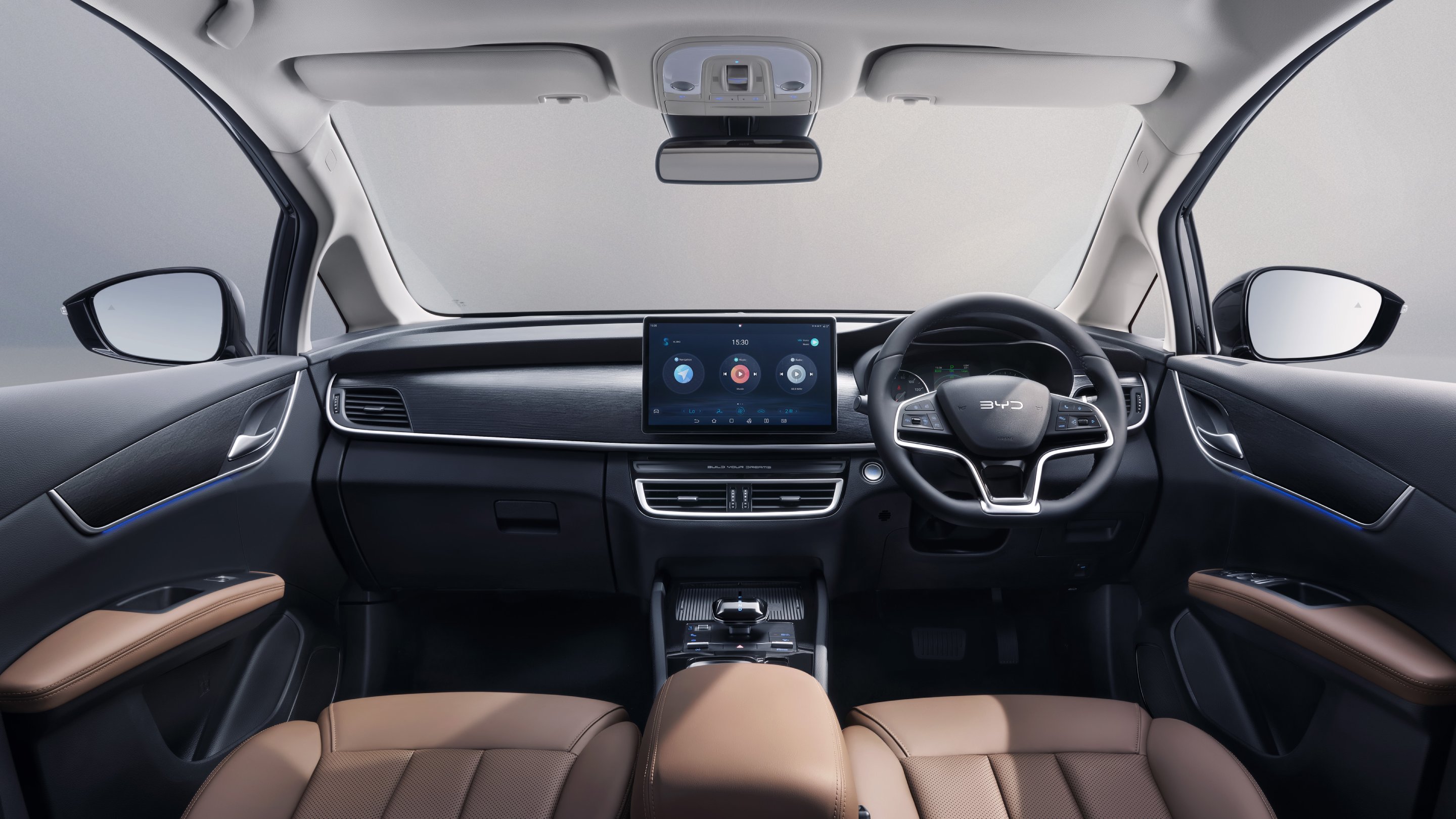 Front zipper pouch with included key ring.